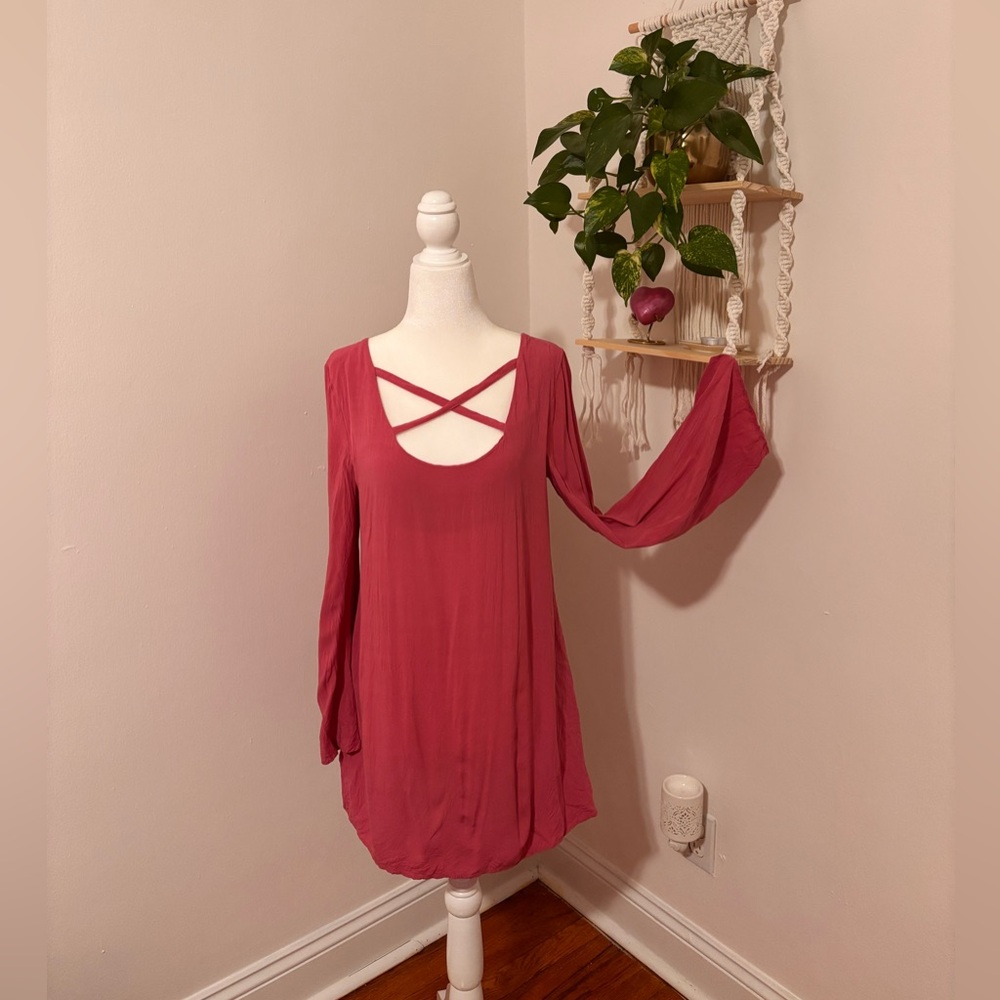 Tobi Rose Pink Crisscross Long Sleeve Tunic Dress